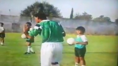 فيديو من الذاكرة - تقرير حول إنشاء مدرسة لتدريب كرة القدم في اللد قبل 20 عاماً 